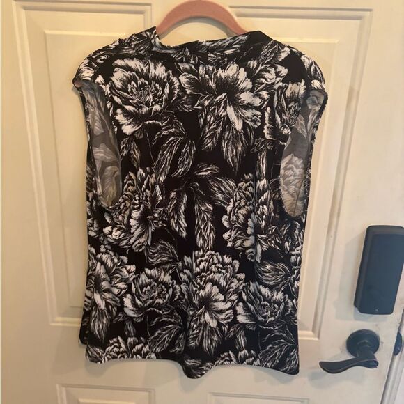 Calvin Klein Black and White Sleeveless Tie Front Blouse - Picture 2 of 4